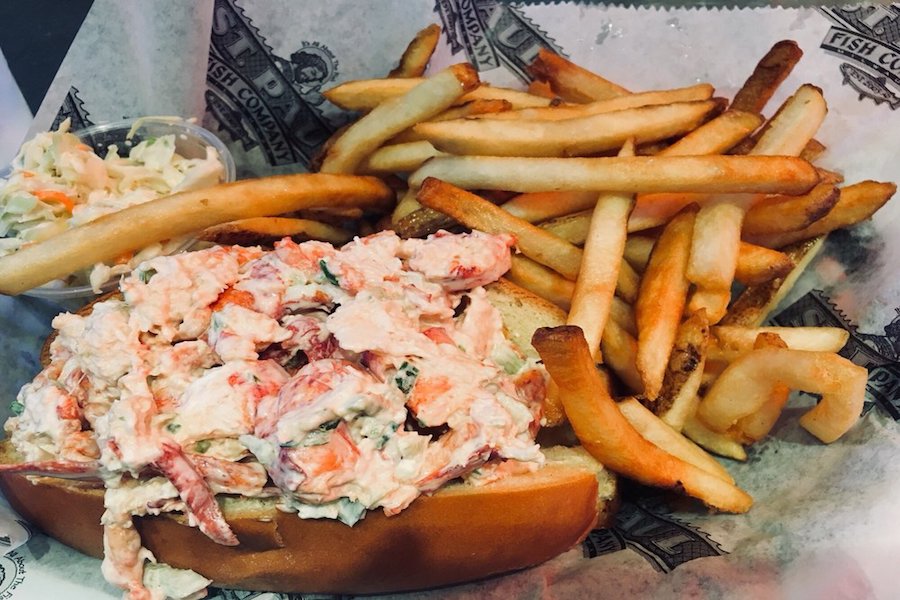 Check Out The Top 5 Spots In Milwaukee S Juneau Town Neighborhood