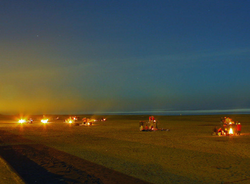 Starting Tomorrow Ocean Beach S Fire Pits Go Dark For The Winter