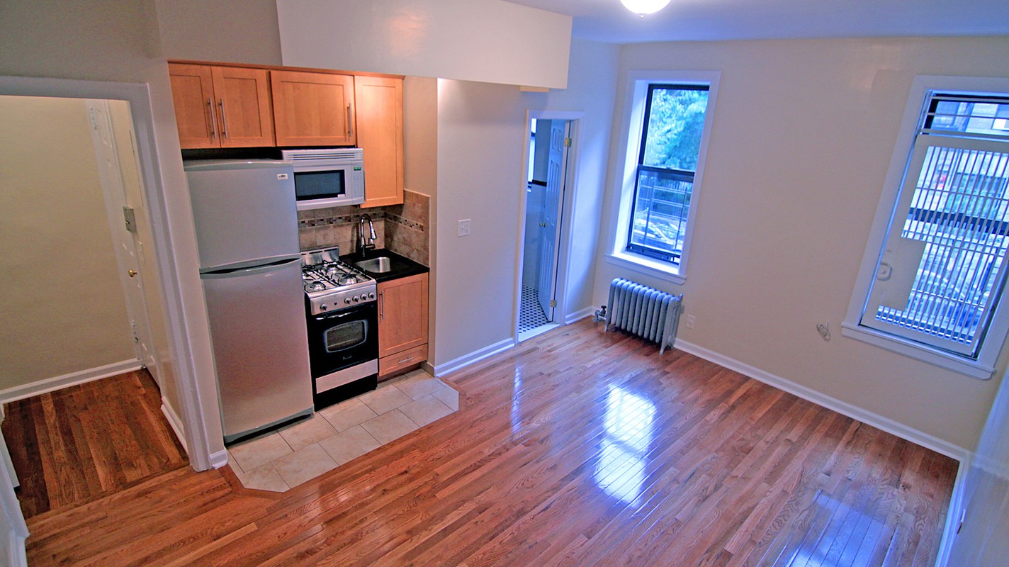 The Cheapest Apartment Rentals For Rent In Harlem New York City Hoodline   141 W. 139th St. Photo 1 