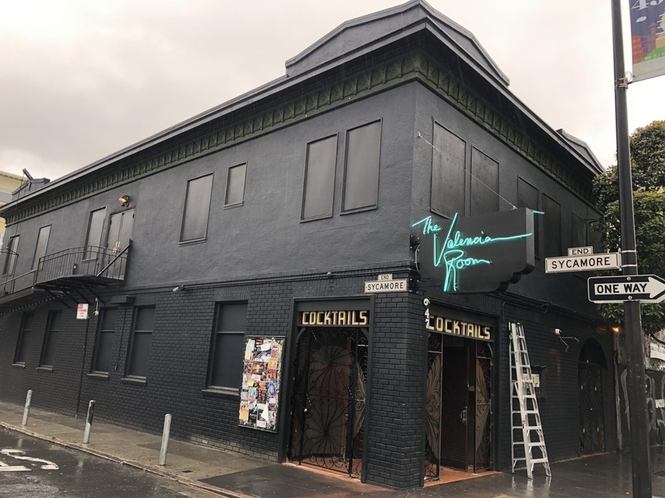 Sf Eats Elbo Room Reopens As Valencia Room Violet S Adds