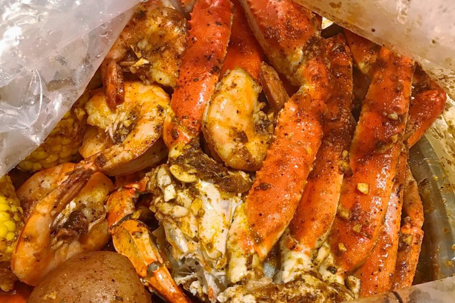 Yummy Crab brings seafood fare to Montclaire South Hoodline
