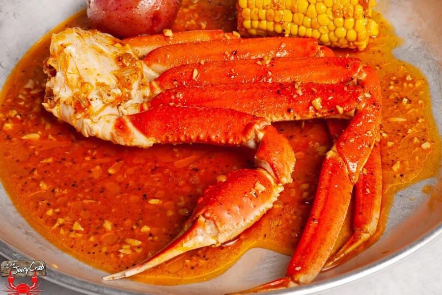 New Willowbrook seafood spot The Juicy Crab opens its doors Hoodline