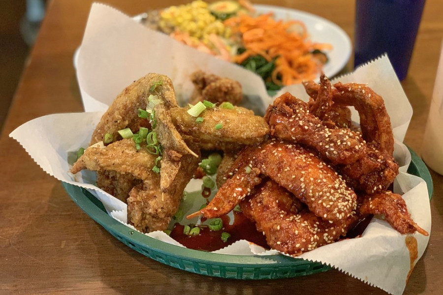 Fly The Coop With This Guide To National Chicken Wing Day In Chicago