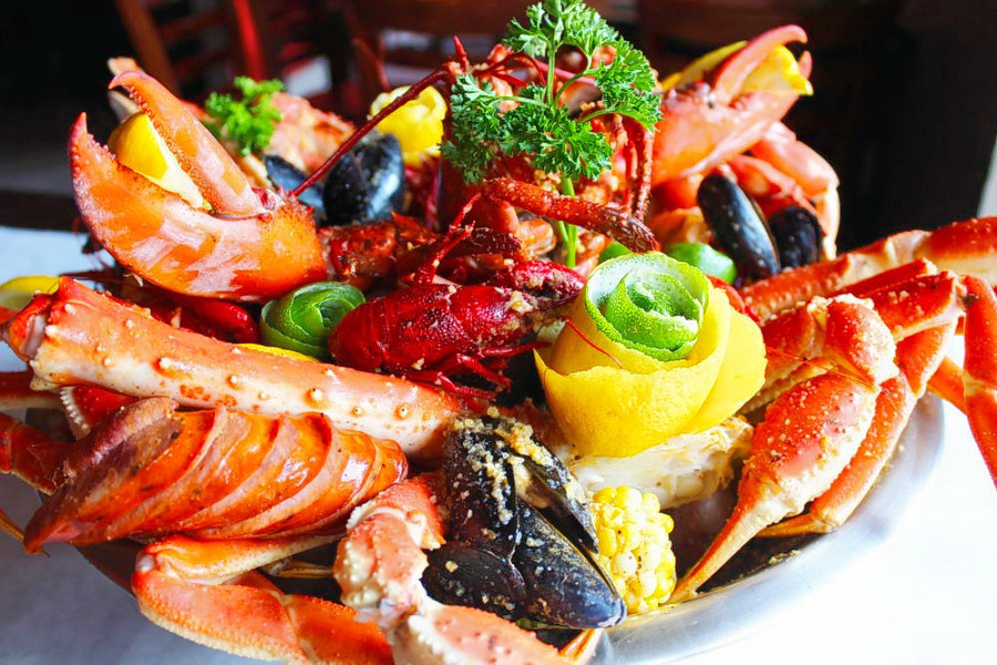 Get seafood and more at Old City's new The Boiling Pot Hoodline