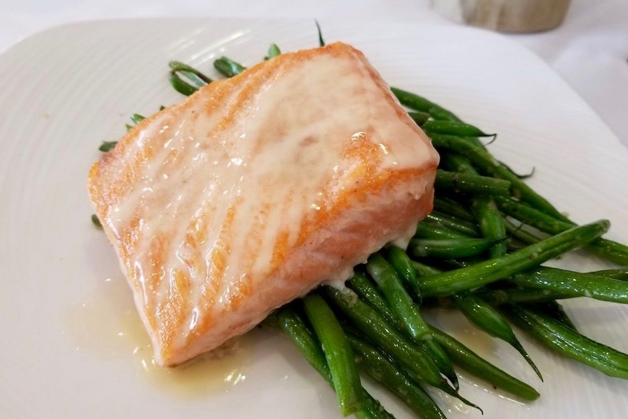 Discover the 4 best places to score seafood in Fort Worth