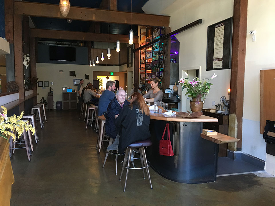 Broadway's 'Copper Spoon' Now Offers Lunch Hoodline