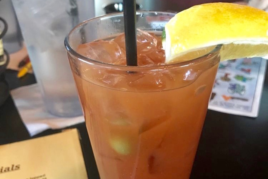 Imbibe at the 4 best bars in Aurora